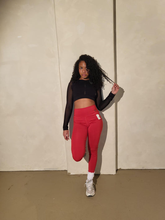 Black long sleeve crop top